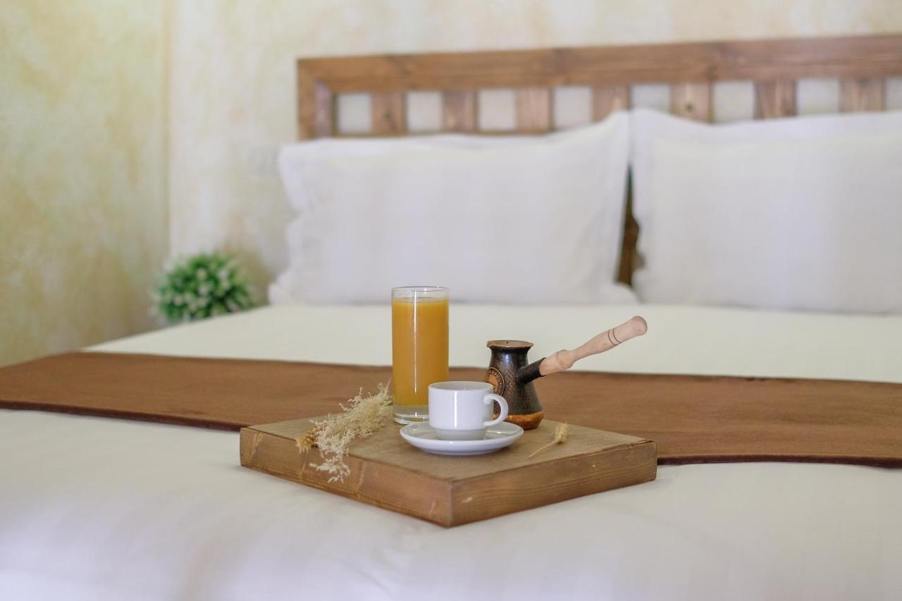 Caucasus Hotel Kasagh エクステリア 写真 A Greek breakfast