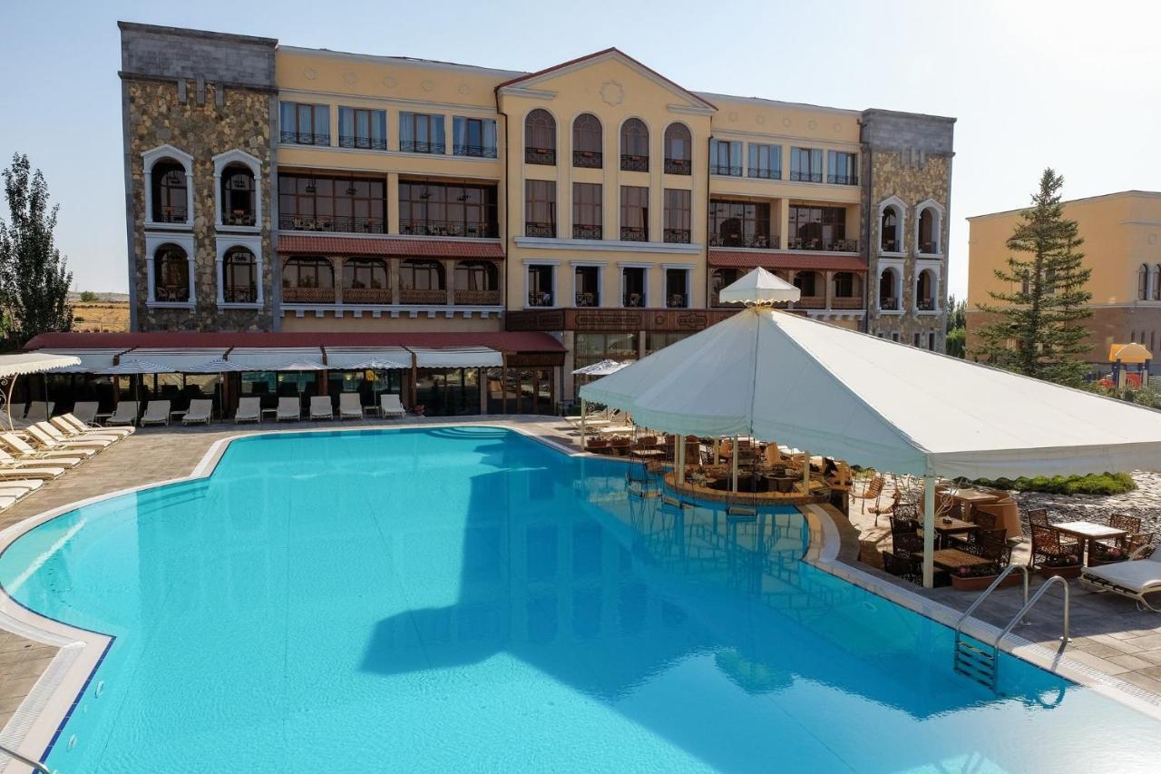 Caucasus Hotel Kasagh エクステリア 写真 The hotel