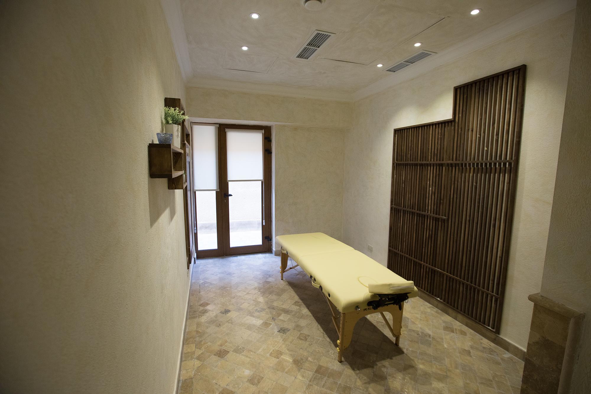 Caucasus Hotel Kasagh エクステリア 写真 A treatment room at a spa