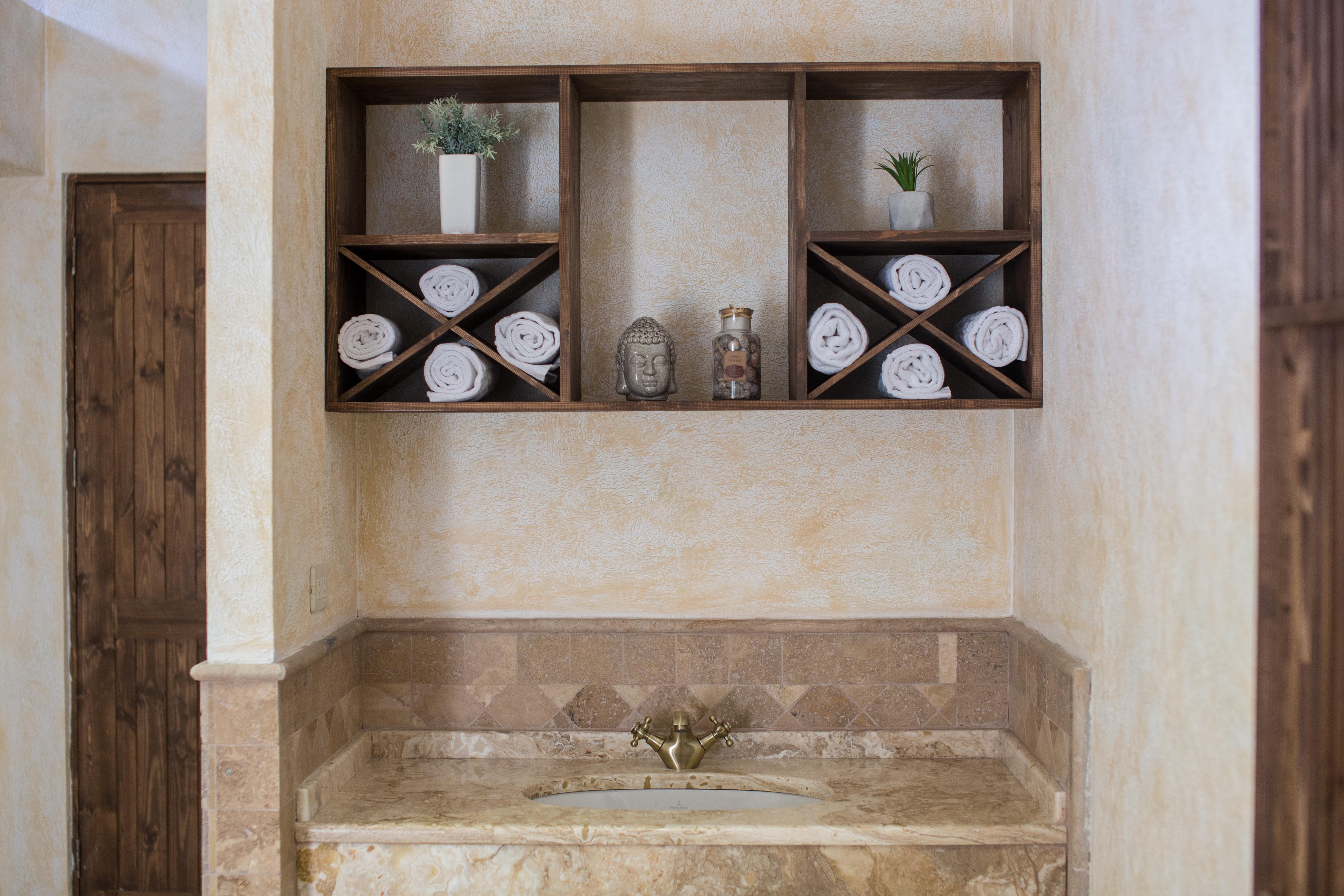 Caucasus Hotel Kasagh エクステリア 写真 A wall mounted towel rack