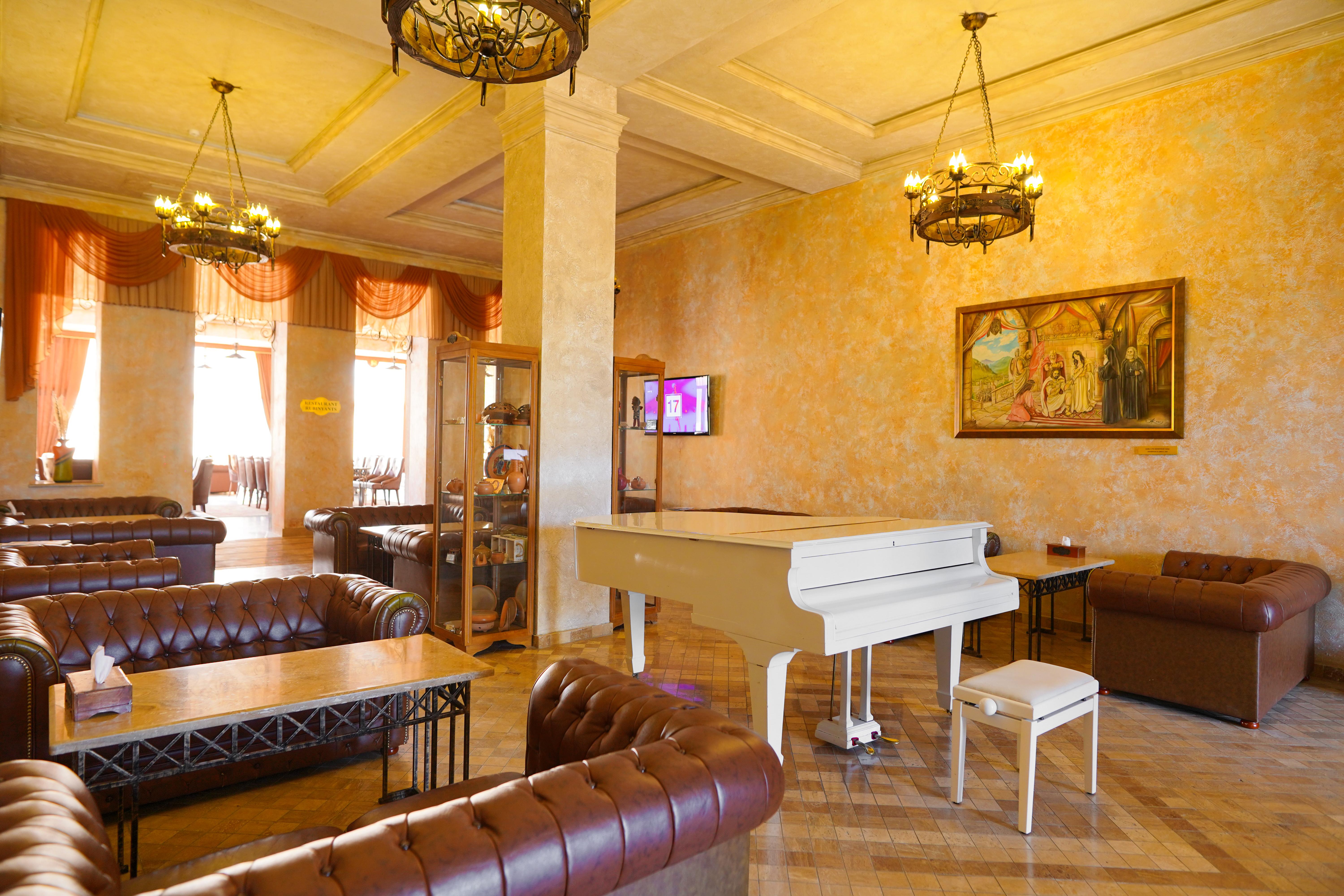 Caucasus Hotel Kasagh エクステリア 写真 The interior of the hotel