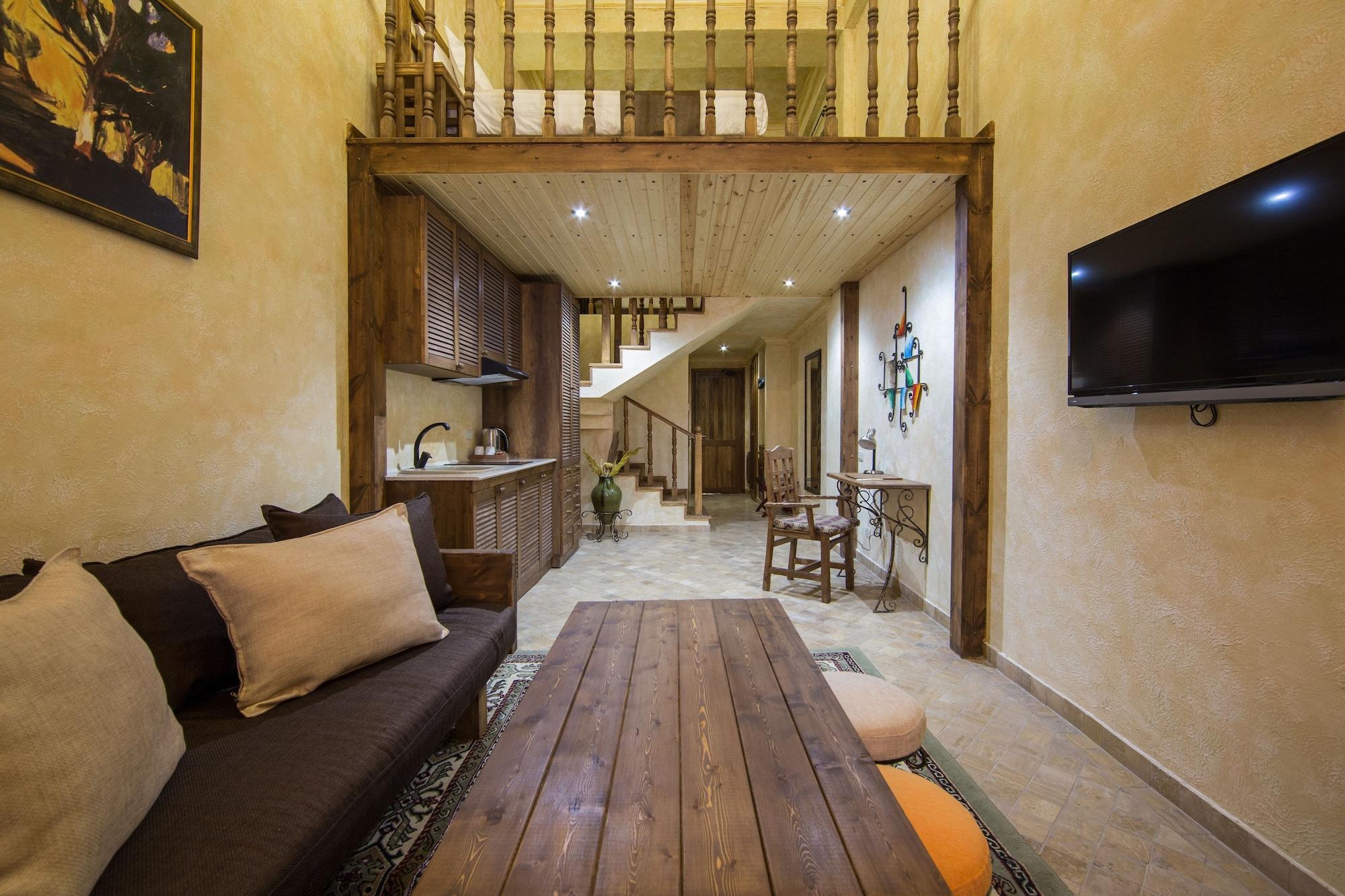 Caucasus Hotel Kasagh エクステリア 写真 A typical apartment in the complex